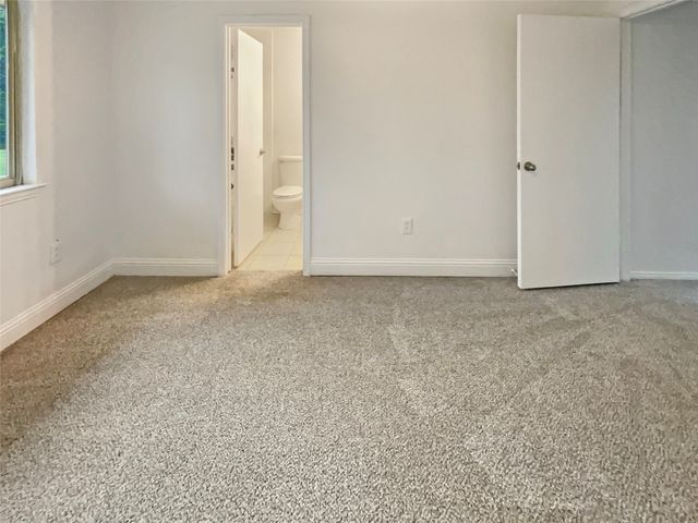 210 Mr Bob Drive, Midlothian, TX 76065