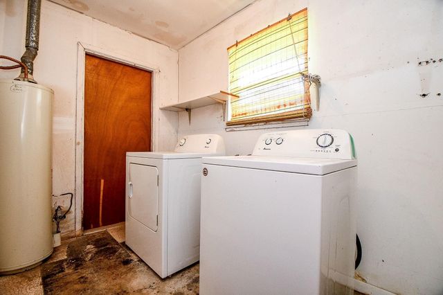 703 S Washington Street, El Campo, TX 77437