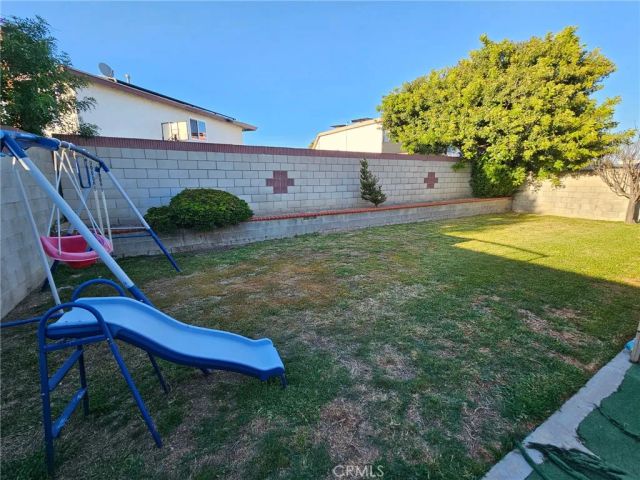 1221 E Denwall, Carson, CA 90746