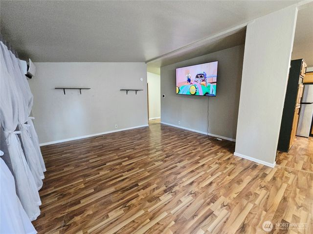 140 SE Fuchsia Avenue, Shelton, WA 98584