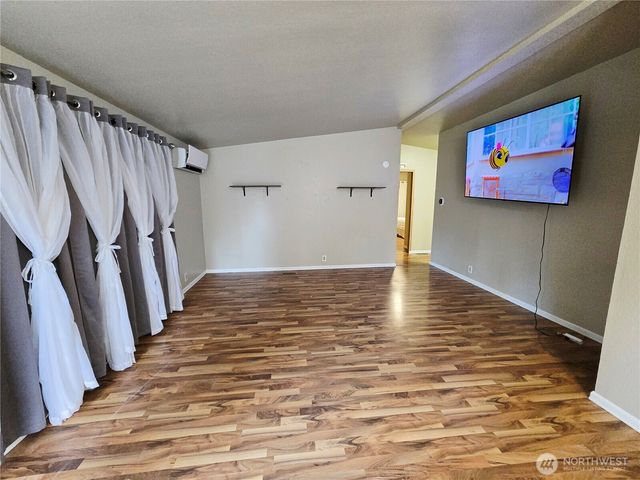 140 SE Fuchsia Avenue, Shelton, WA 98584