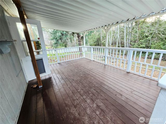 140 SE Fuchsia Avenue, Shelton, WA 98584