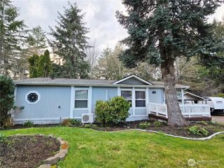 140 SE Fuchsia Avenue, Shelton, WA 98584