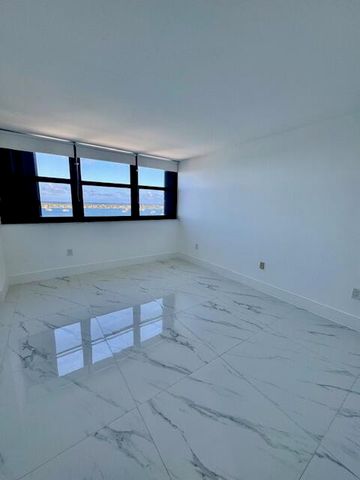 5600 N Flagler Drive 1009, West Palm Beach, FL 33407