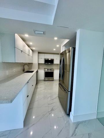 5600 N Flagler Drive 1009, West Palm Beach, FL 33407