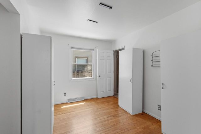 2102 S 99th Street, West Allis, WI 53227