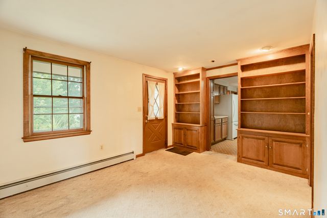 88 Farm Hill Road, Wallingford, CT 06492