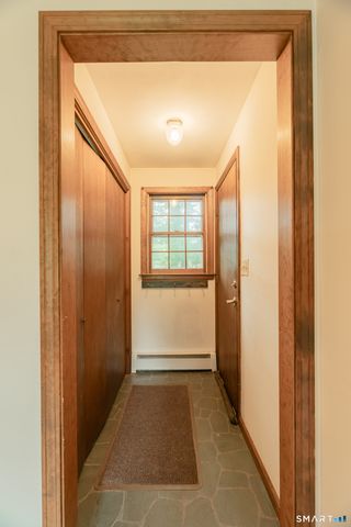 88 Farm Hill Road, Wallingford, CT 06492