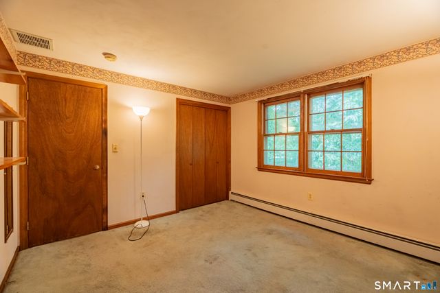 88 Farm Hill Road, Wallingford, CT 06492