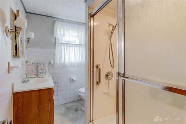 207 W Roseland Avenue, Springfield, OH 45503