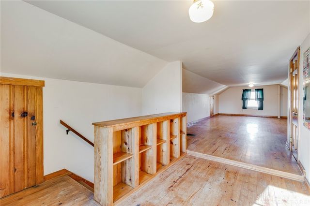 207 W Roseland Avenue, Springfield, OH 45503