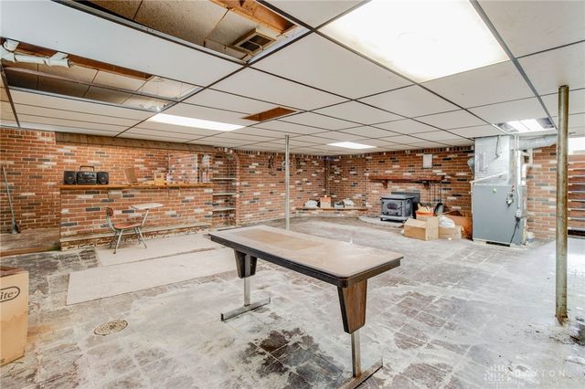 207 W Roseland Avenue, Springfield, OH 45503