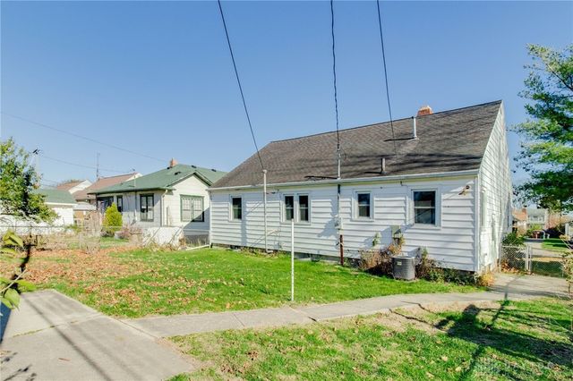 207 W Roseland Avenue, Springfield, OH 45503