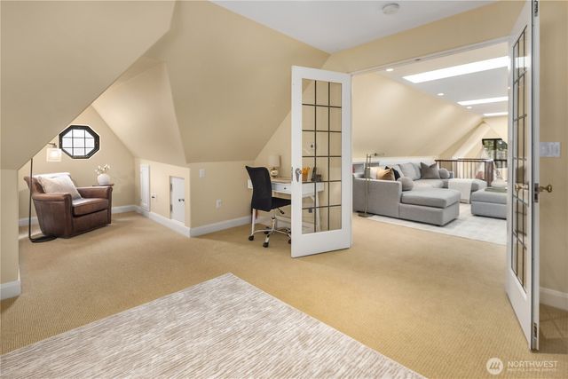 1105 Shenandoah Drive E, Seattle, WA 98112