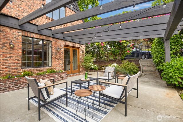 1105 Shenandoah Drive E, Seattle, WA 98112