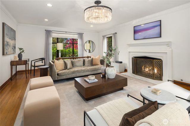 1105 Shenandoah Drive E, Seattle, WA 98112