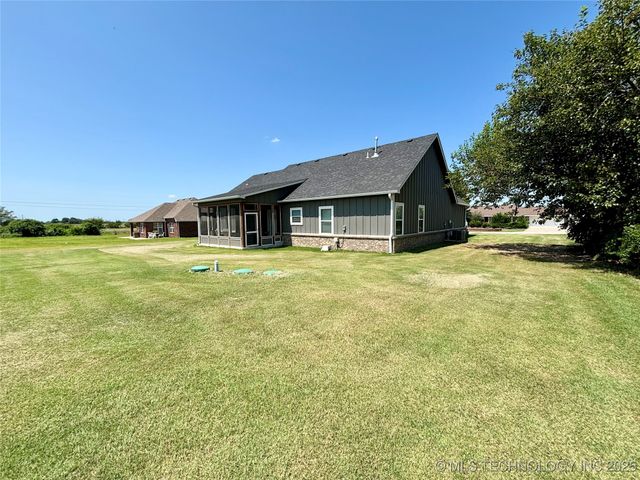 26048 E 731 Road, Wagoner, OK 74467