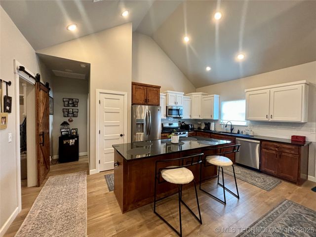26048 E 731 Road, Wagoner, OK 74467