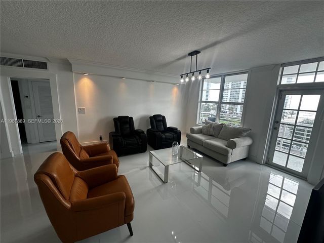 2851 S Ocean Boulevard 6 V, Boca Raton, FL 33432