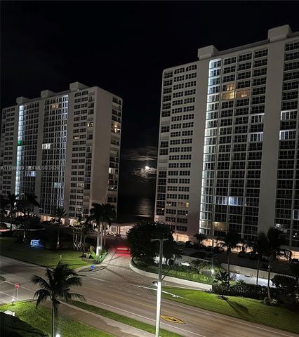 2851 S Ocean Boulevard 6 V, Boca Raton, FL 33432