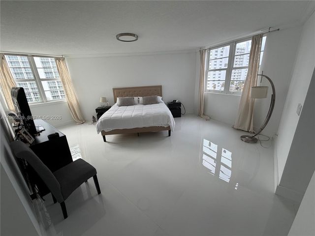 2851 S Ocean Boulevard 6 V, Boca Raton, FL 33432