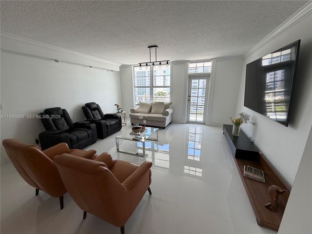 2851 S Ocean Boulevard 6 V, Boca Raton, FL 33432
