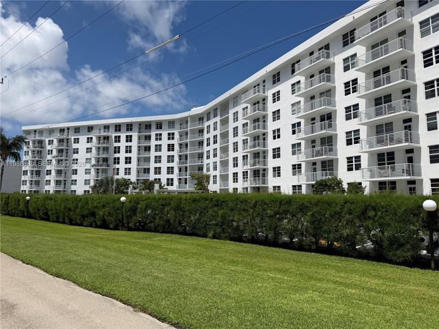 2851 S Ocean Boulevard 6 V, Boca Raton, FL 33432