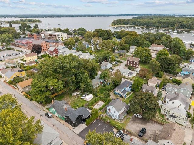 42 Marlborough Street, East Greenwich, RI 02818