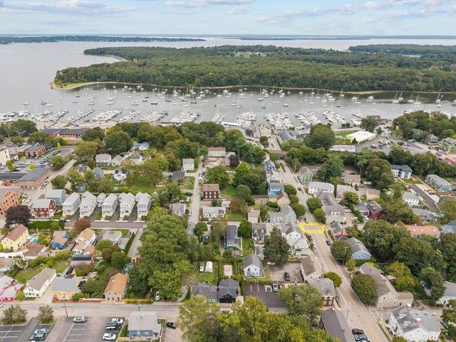 42 Marlborough Street, East Greenwich, RI 02818