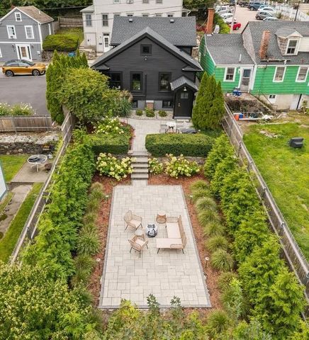 42 Marlborough Street, East Greenwich, RI 02818