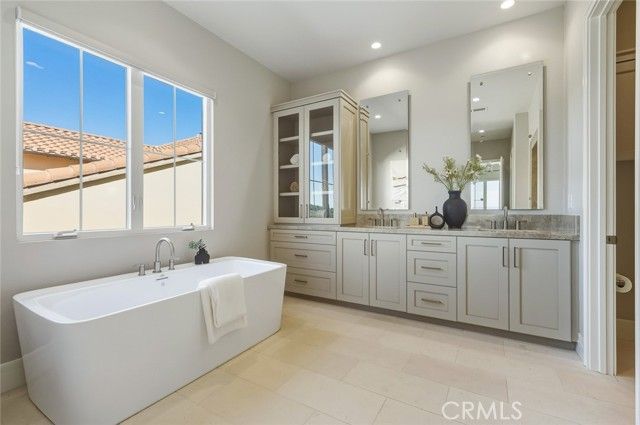 139 Prestigo, Irvine, CA 92602