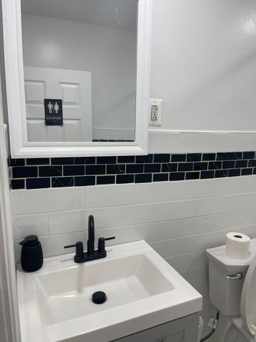 6324 KINGSESSING AVE, Philadelphia, PA 19142