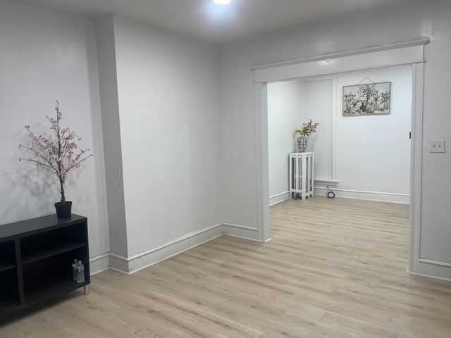 6324 KINGSESSING AVE, Philadelphia, PA 19142