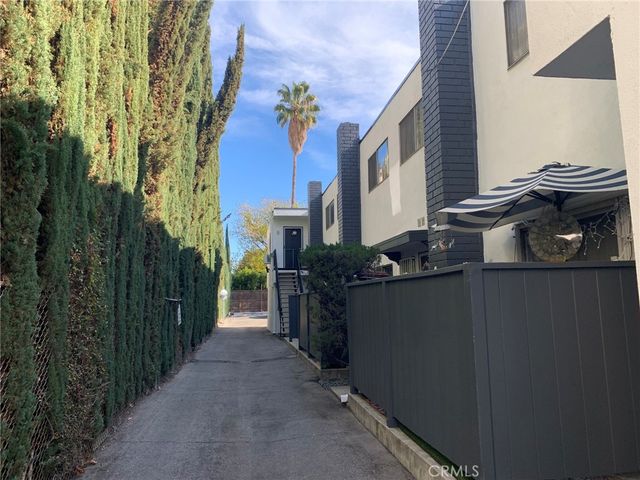 5236 Kester Avenue, Sherman Oaks, CA 91411