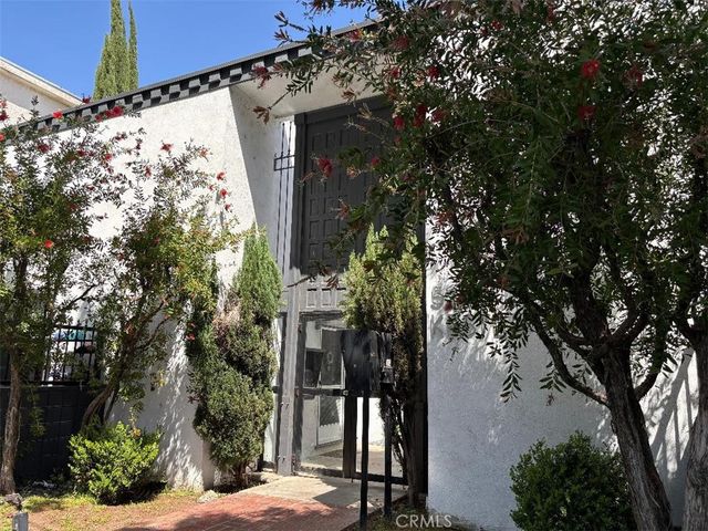 5236 Kester Avenue, Sherman Oaks, CA 91411