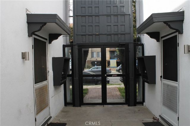5236 Kester Avenue, Sherman Oaks, CA 91411