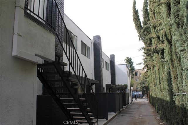 5236 Kester Avenue, Sherman Oaks, CA 91411
