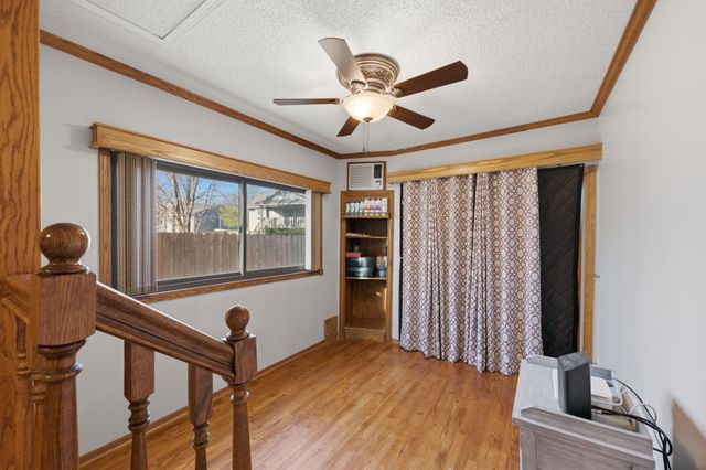 2133 N Parkdale St, Wichita, KS 67212