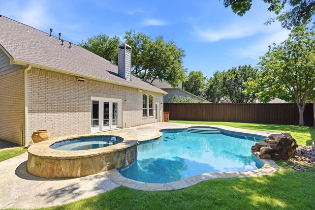 7947 Glade Hill Court, Dallas, TX 75218