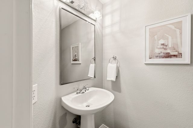 7947 Glade Hill Court, Dallas, TX 75218