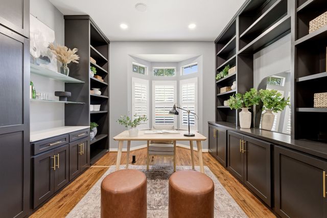 7947 Glade Hill Court, Dallas, TX 75218