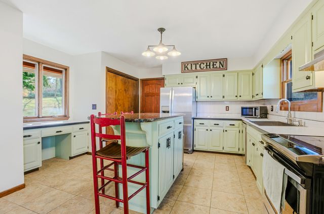 4735 N ROEMER RD, Columbia, MO 65202