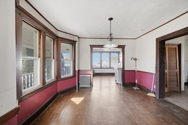 62 Talcott Ave, West Springfield, MA 01089