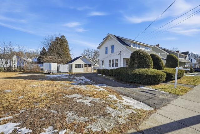 62 Talcott Ave, West Springfield, MA 01089