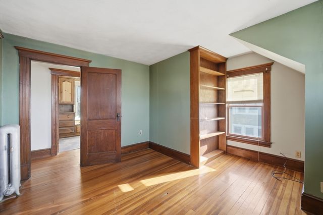 62 Talcott Ave, West Springfield, MA 01089