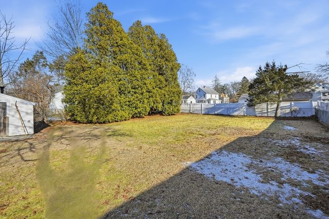 62 Talcott Ave, West Springfield, MA 01089