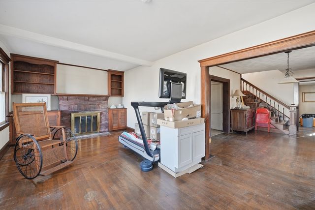 62 Talcott Ave, West Springfield, MA 01089