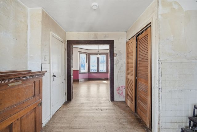 62 Talcott Ave, West Springfield, MA 01089