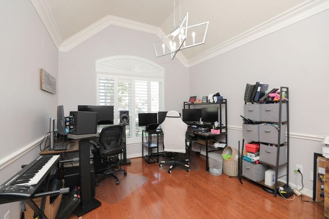 8410 Brighton Lake Lane, Houston, TX 77095