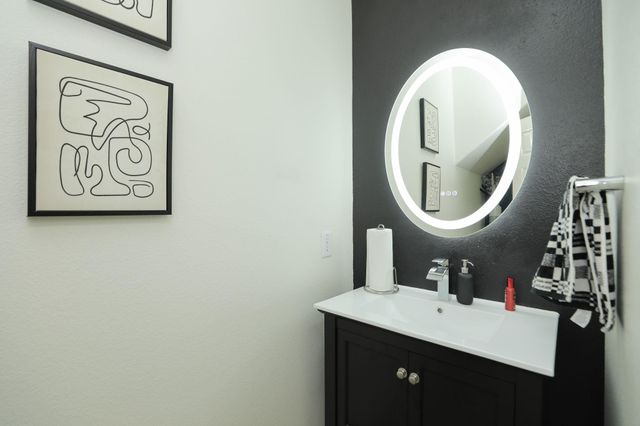 8410 Brighton Lake Lane, Houston, TX 77095